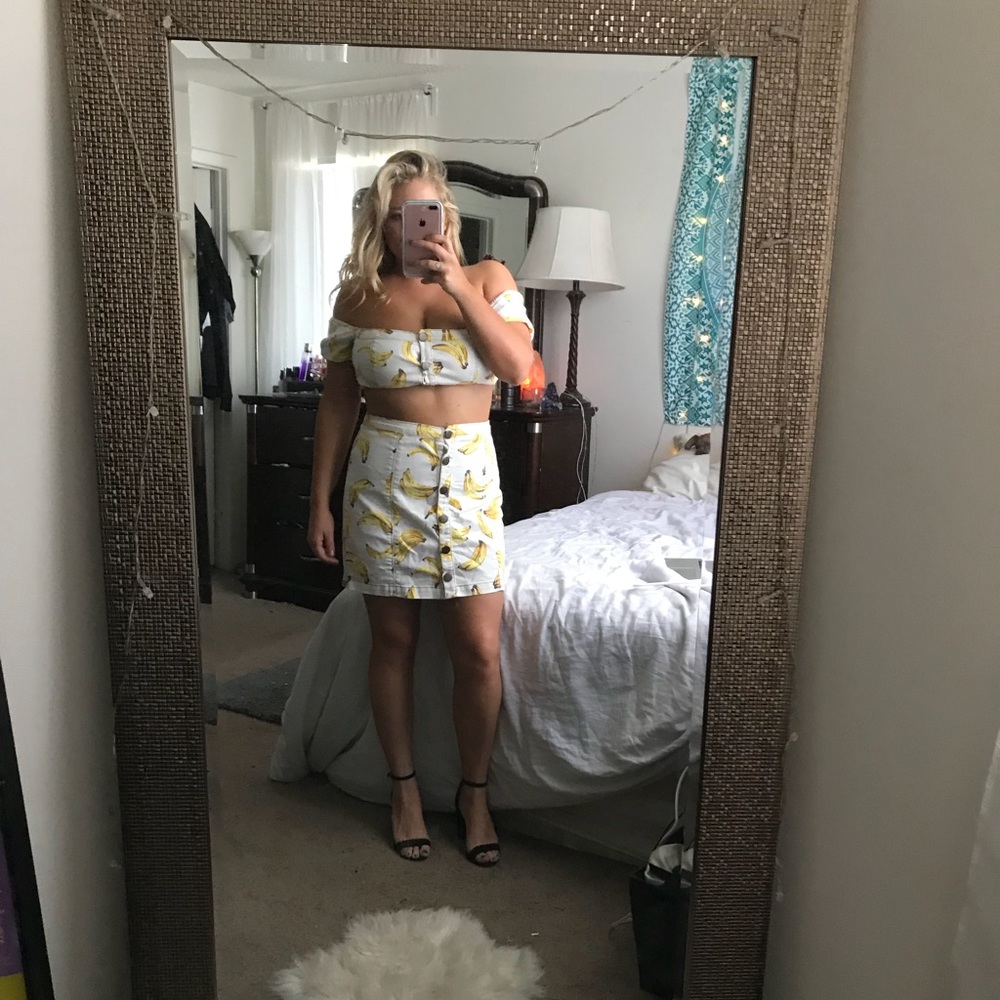2 piece Banana Crop Set